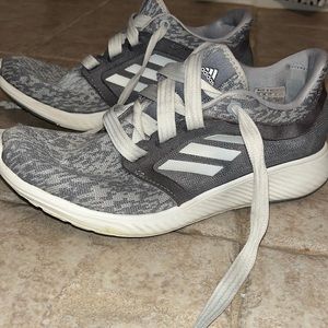 Adidas Bounce grey running shoes